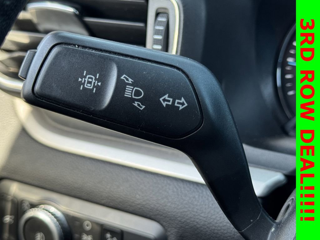 Used 2022 Ford Explorer XLT w/ Equipment Group 202A image 22