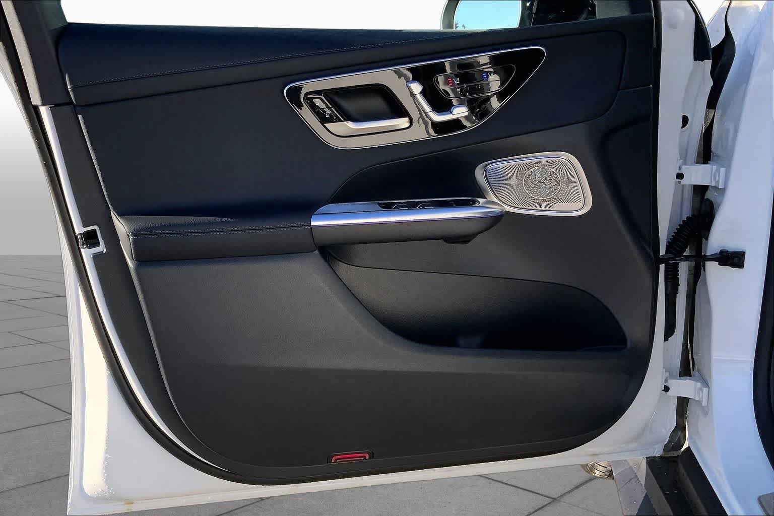 Used 2026 Mercedes-Benz GLC 300 4MATIC image 14