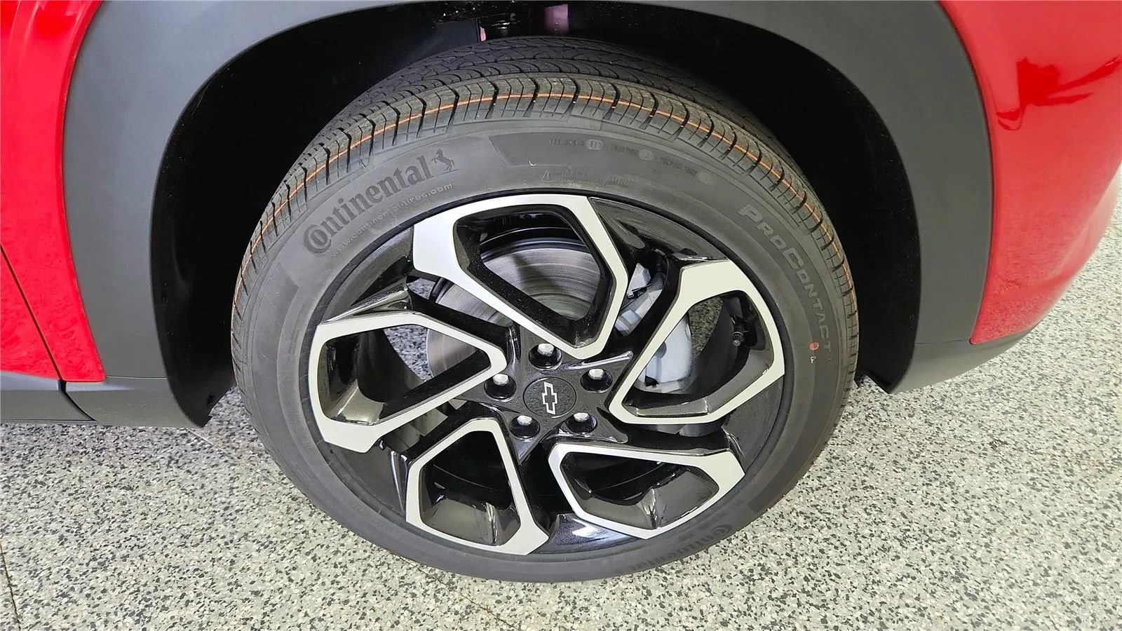 New 2026 Chevrolet Trax RS w/ Driver Confidence Package FWD image 13