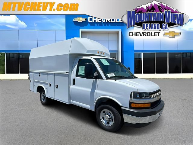 New 2026 Chevrolet Express 3500 w/ Power Convenience Package RWD image 1