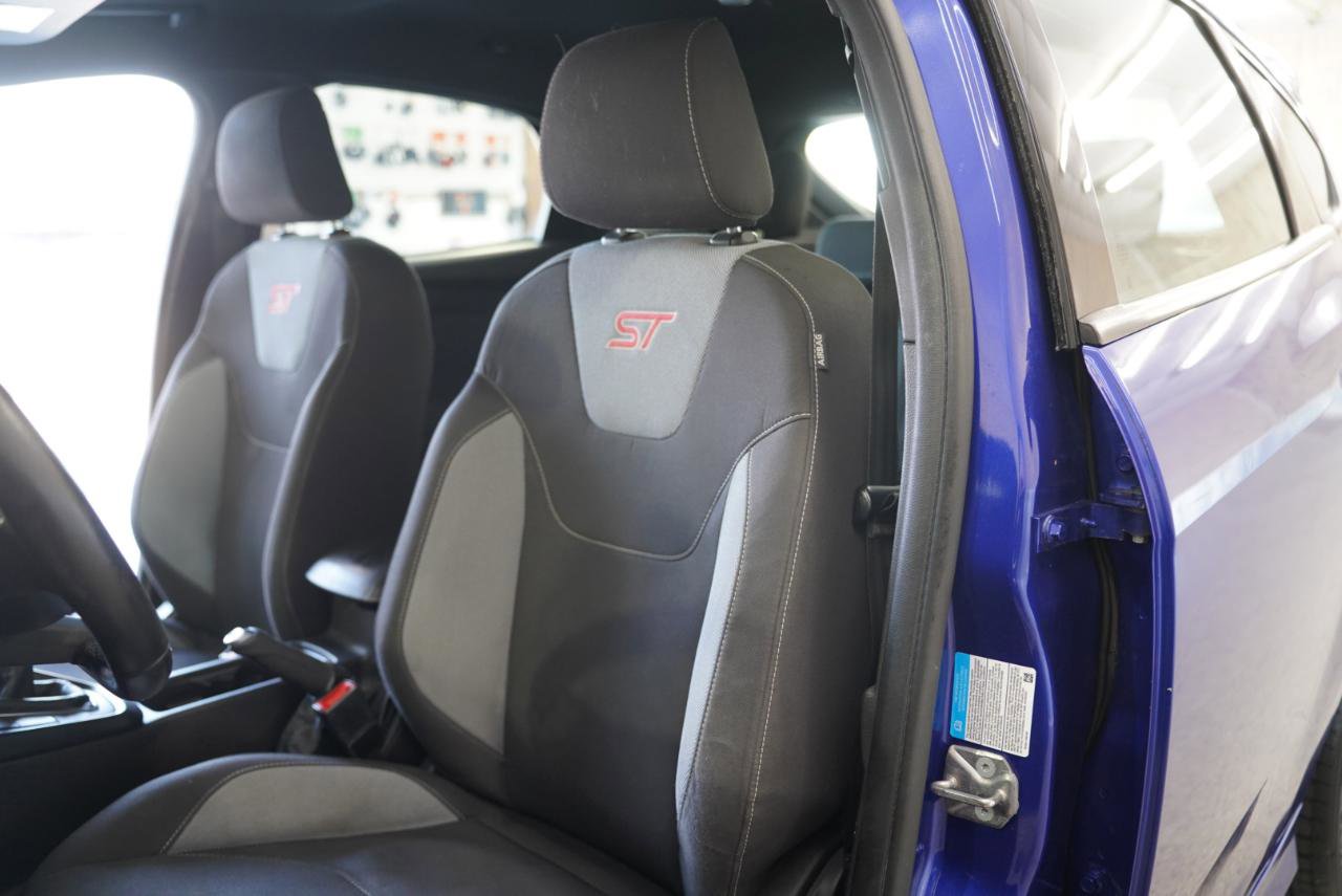 Used 2015 Ford Focus ST FWD image 26