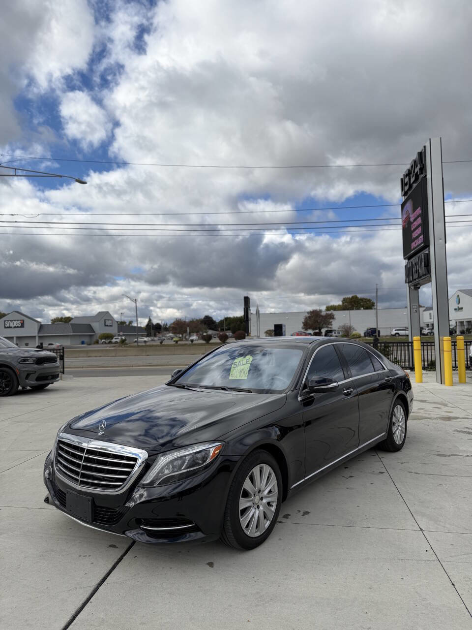 Used 2015 Mercedes-Benz S 550 4MATIC Sedan image 5