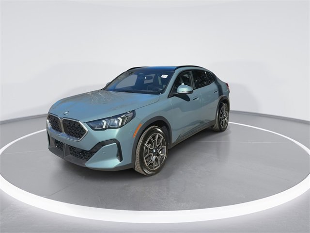 Used 2025 BMW X2 xDrive28i w/ Premium Package image 4