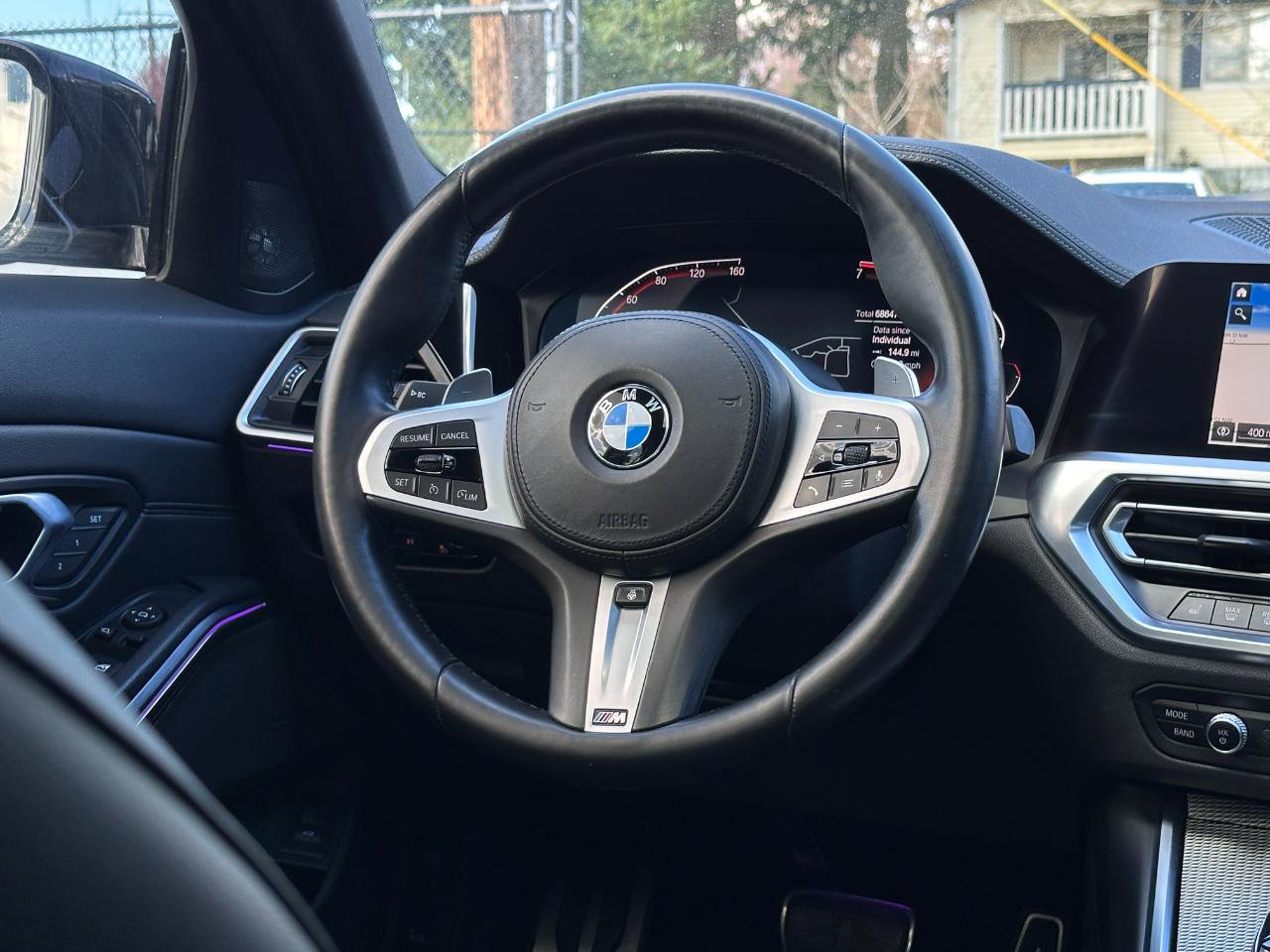 Used 2019 BMW 330i Sedan w/ M Sport Package image 19