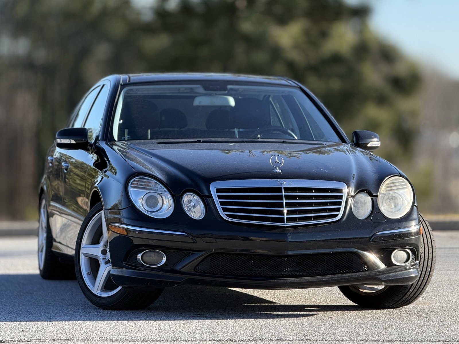 Used 2009 Mercedes-Benz E 350 Sedan image 3