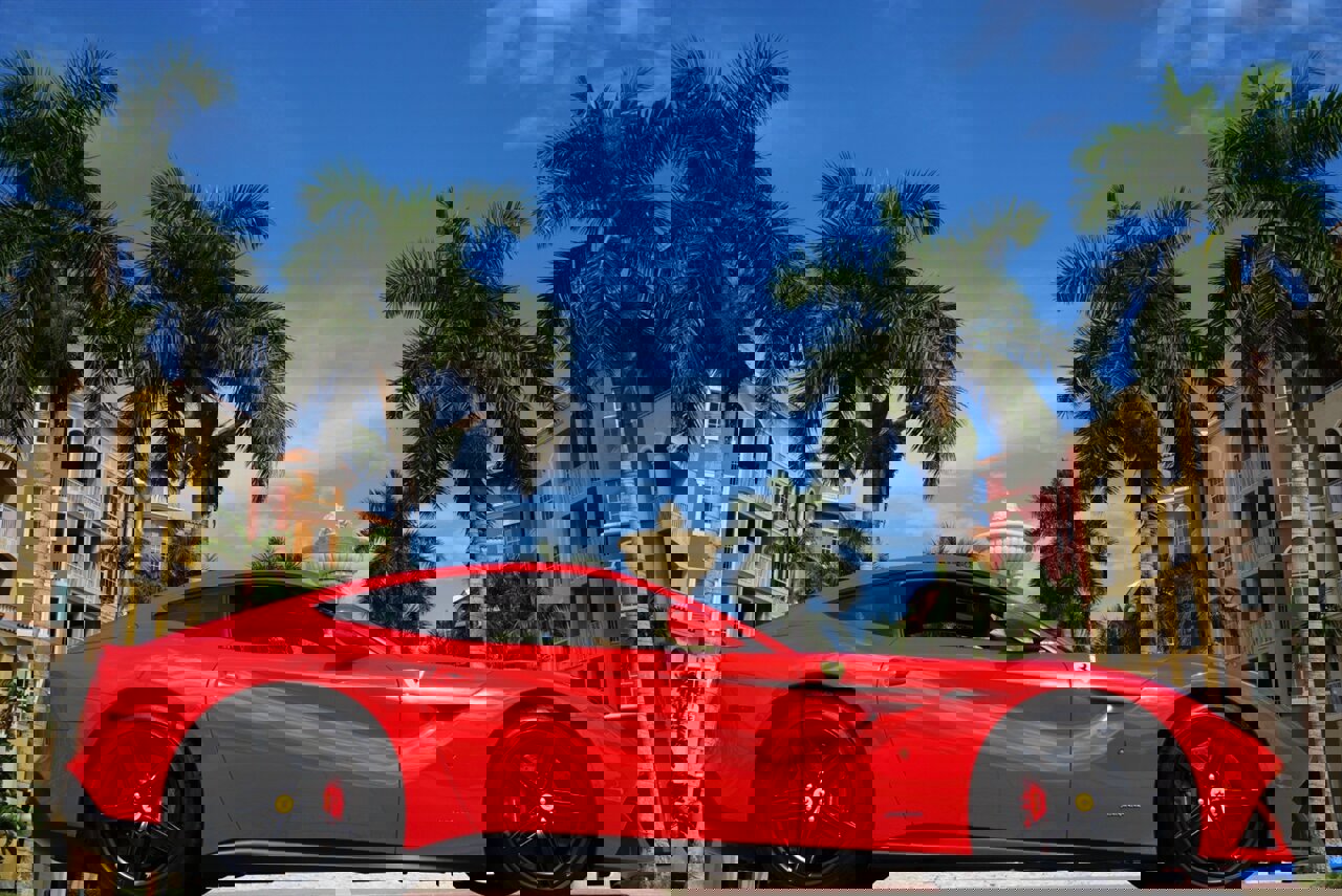 Used 2016 Ferrari F12 Berlinetta image 27