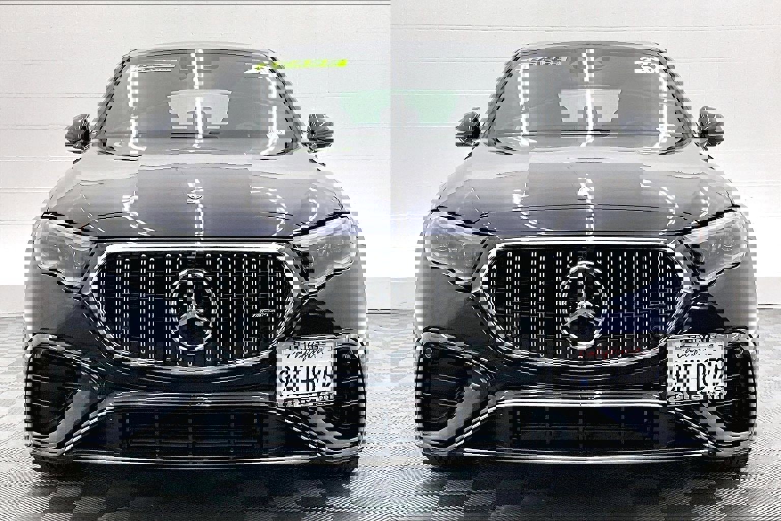 Used 2026 Mercedes-Benz E 53 AMG e 4MATIC Sedan image 2