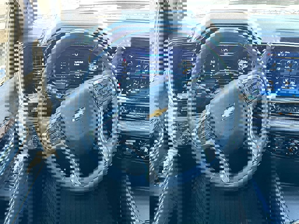 Used 2025 Chevrolet Silverado 2500 LTZ w/ LTZ Premium Package image 23