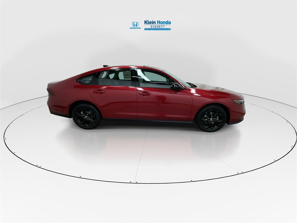 New 2025 Honda Accord SE image 3
