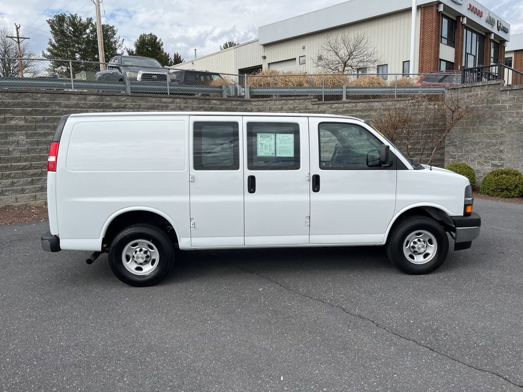 Used 2024 Chevrolet Express 2500 w/ Driver Convenience Package image 3