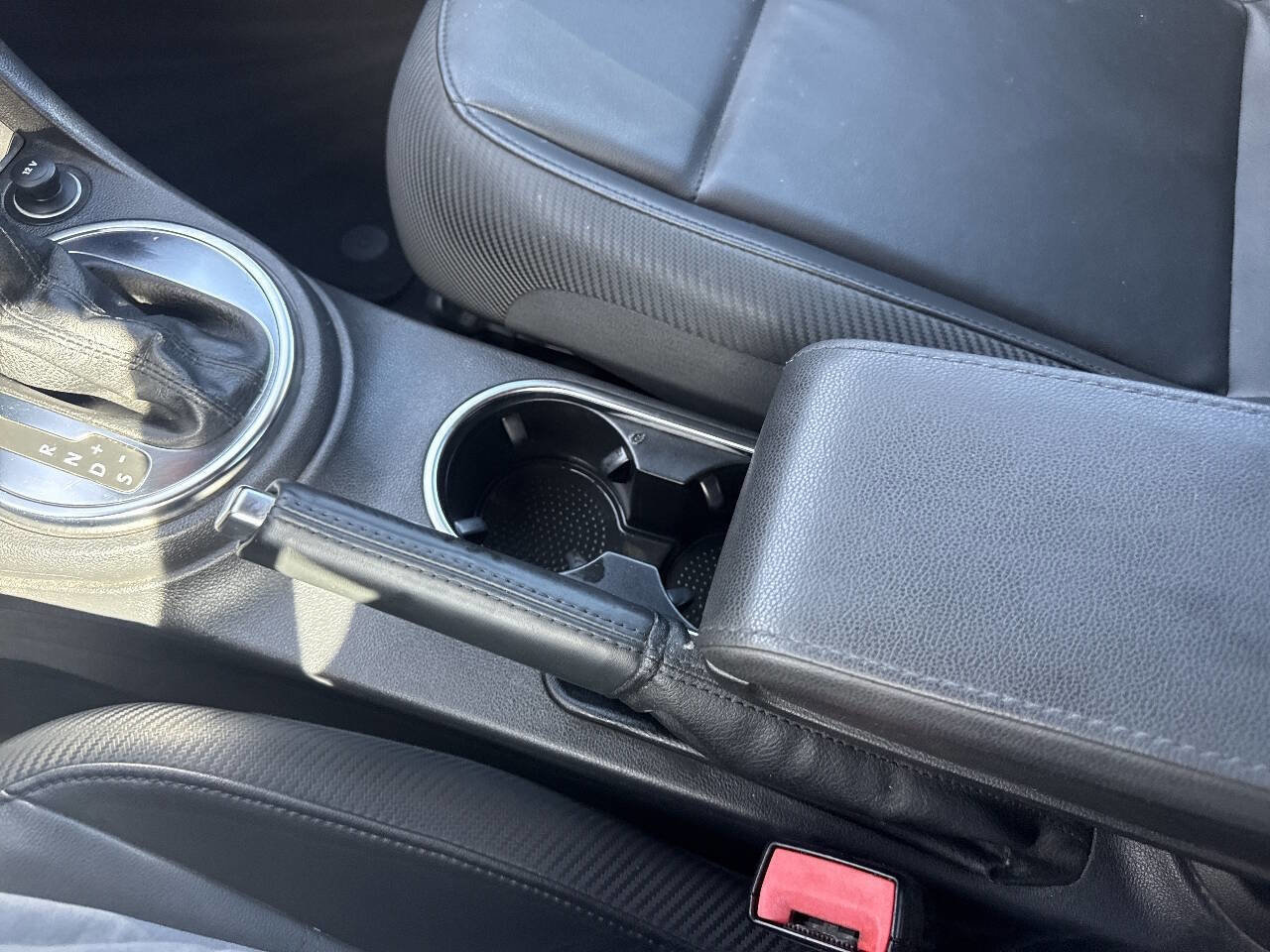 Used 2013 Volkswagen Beetle 2.5 image 37