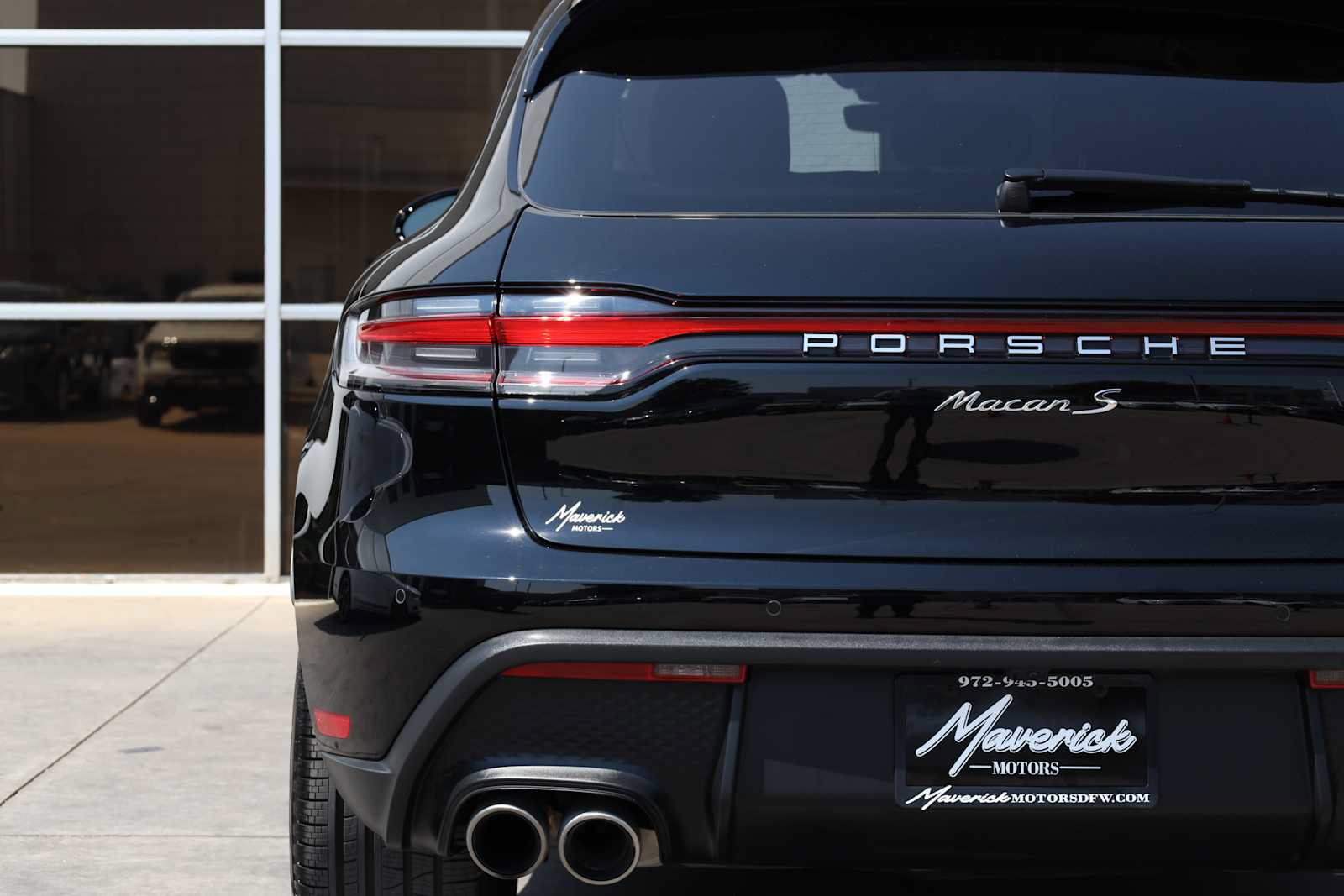 Used 2025 Porsche Macan S AWD/4WD image 47