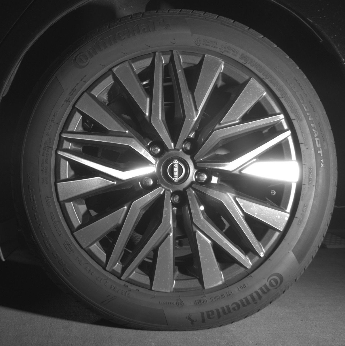 Used 2025 Nissan Altima 2.5 SV image 14