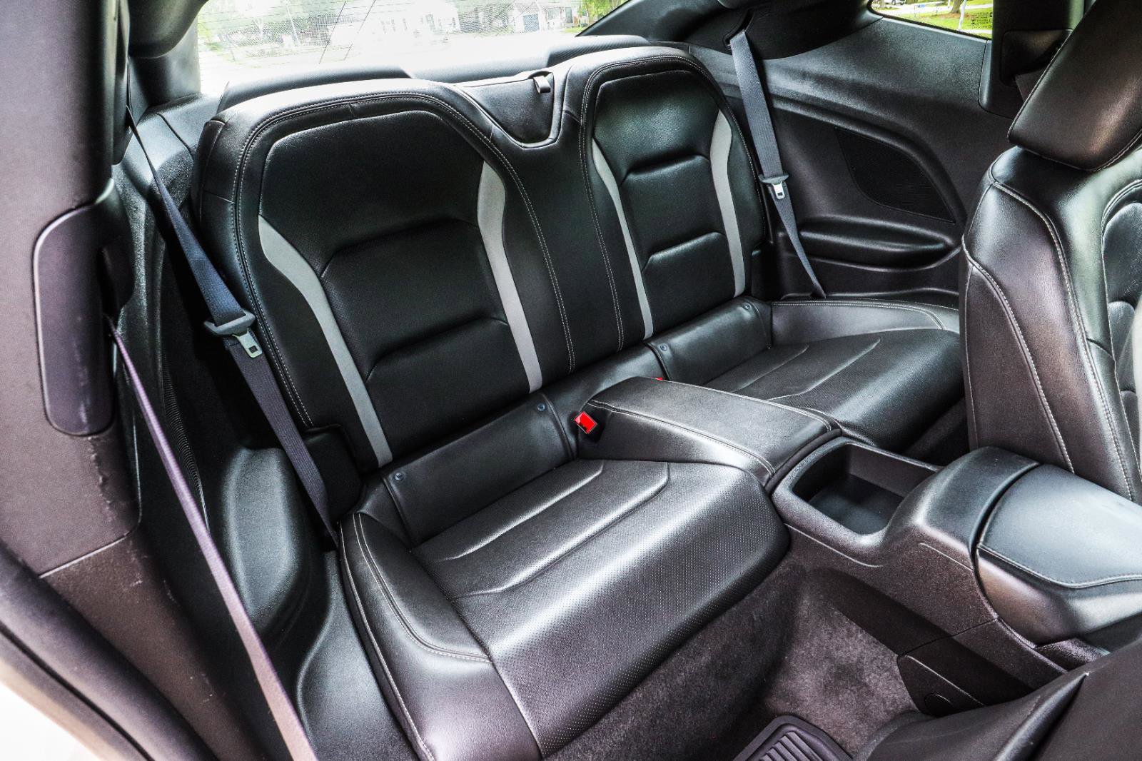Used 2016 Chevrolet Camaro LT RWD image 37