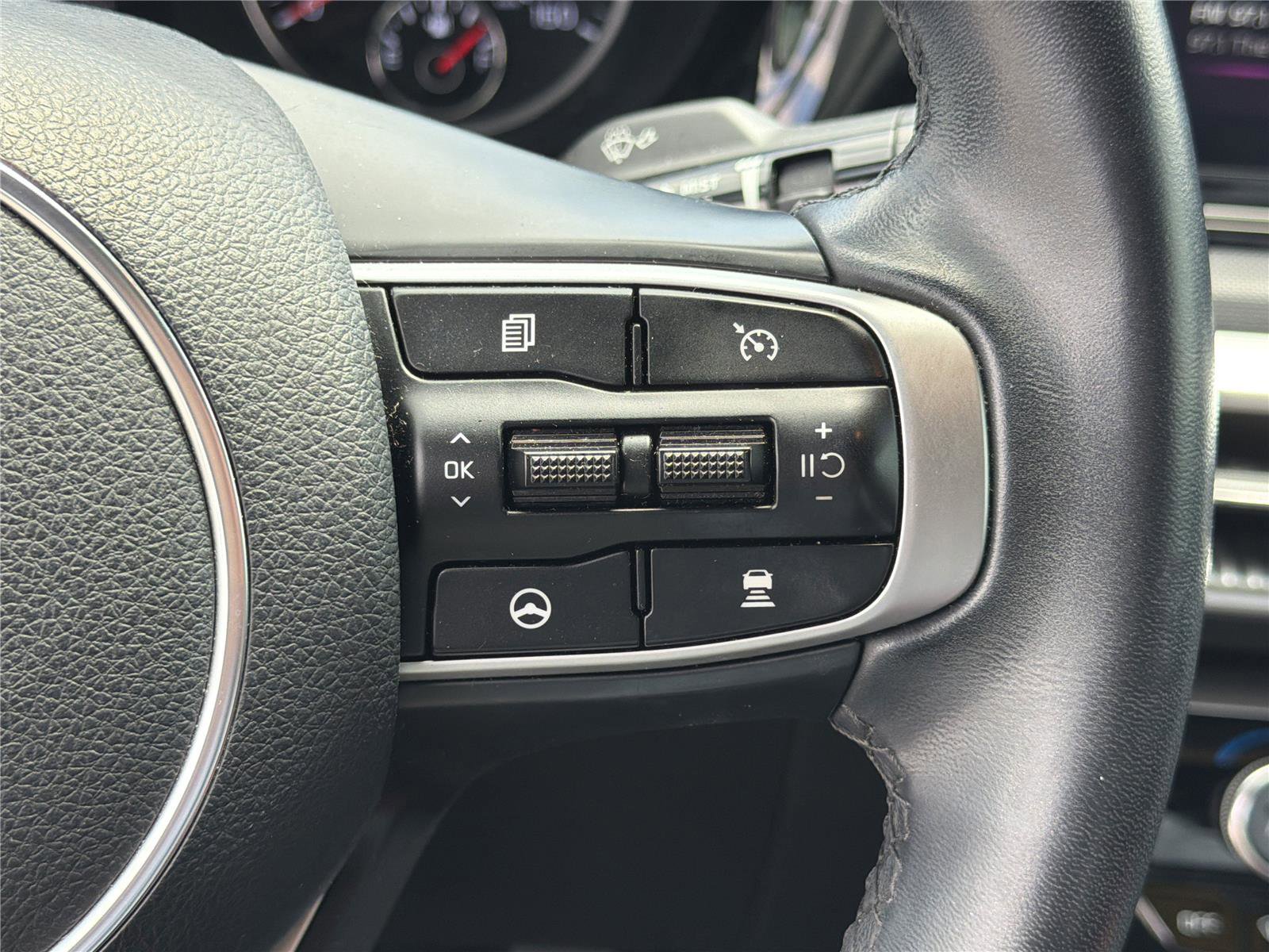 Used 2024 Kia K5 GT-Line w/ GT-Line Premium Package FWD image 24