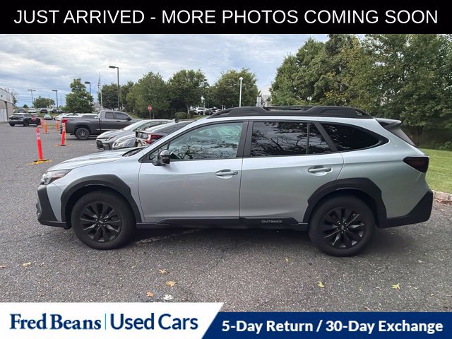 Used 2023 Subaru Outback Onyx Edition XT AWD/4WD image 4
