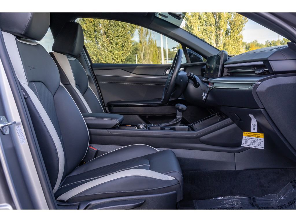 Used 2025 Kia K5 GT-Line image 11