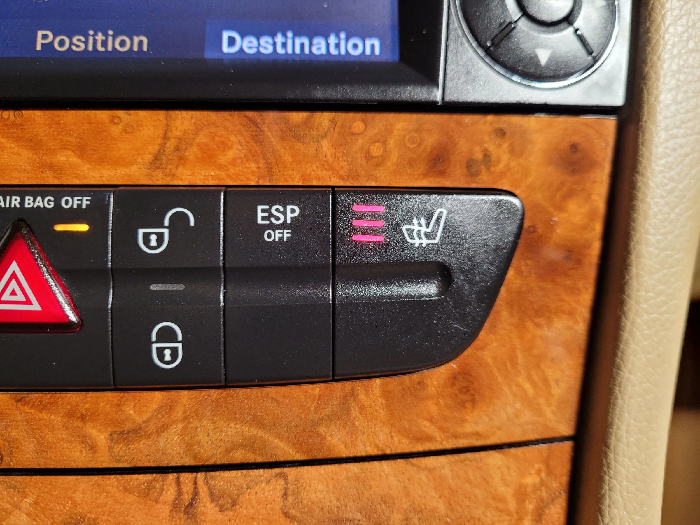 Used 2009 Mercedes-Benz E 350 Sedan image 30