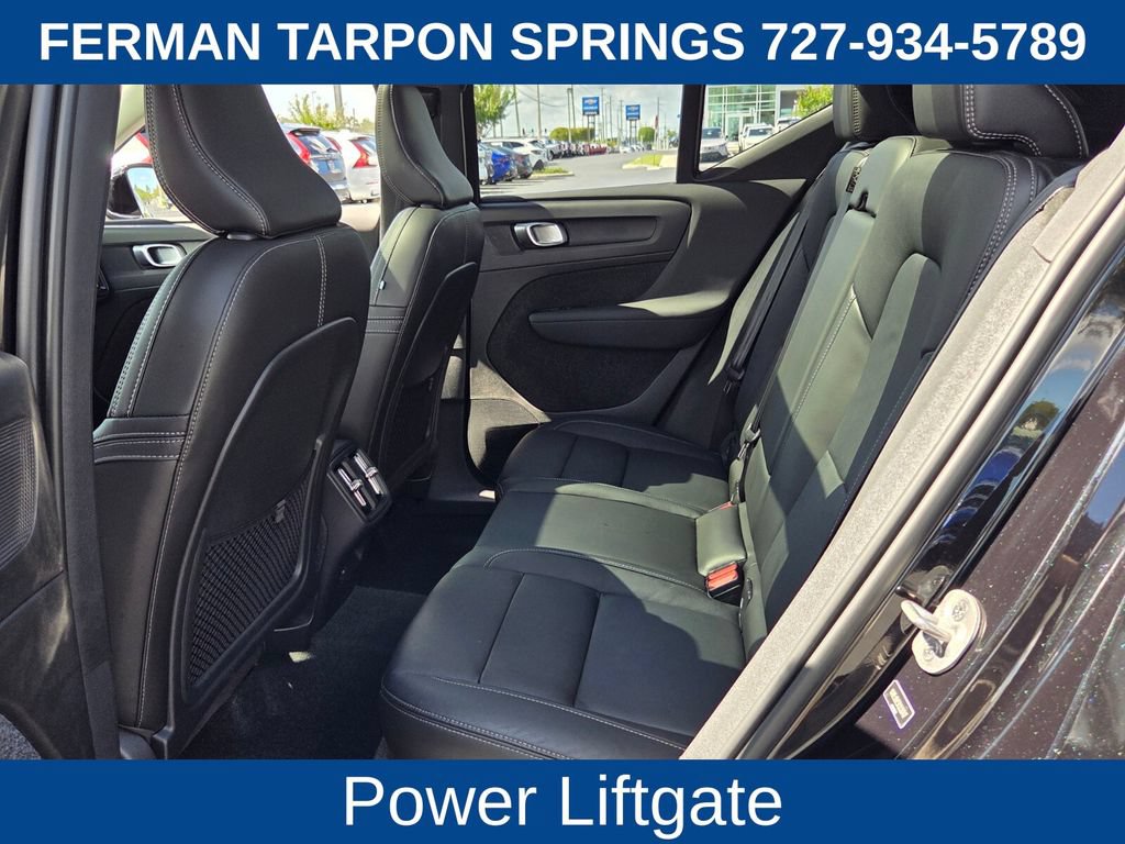 Certified 2024 Volvo XC40 B5 Plus AWD/4WD image 15