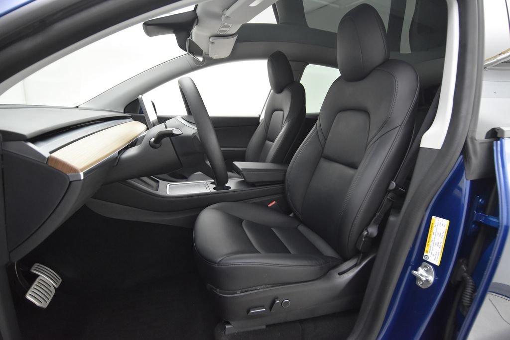 Used 2022 Tesla Model Y Performance AWD/4WD image 25