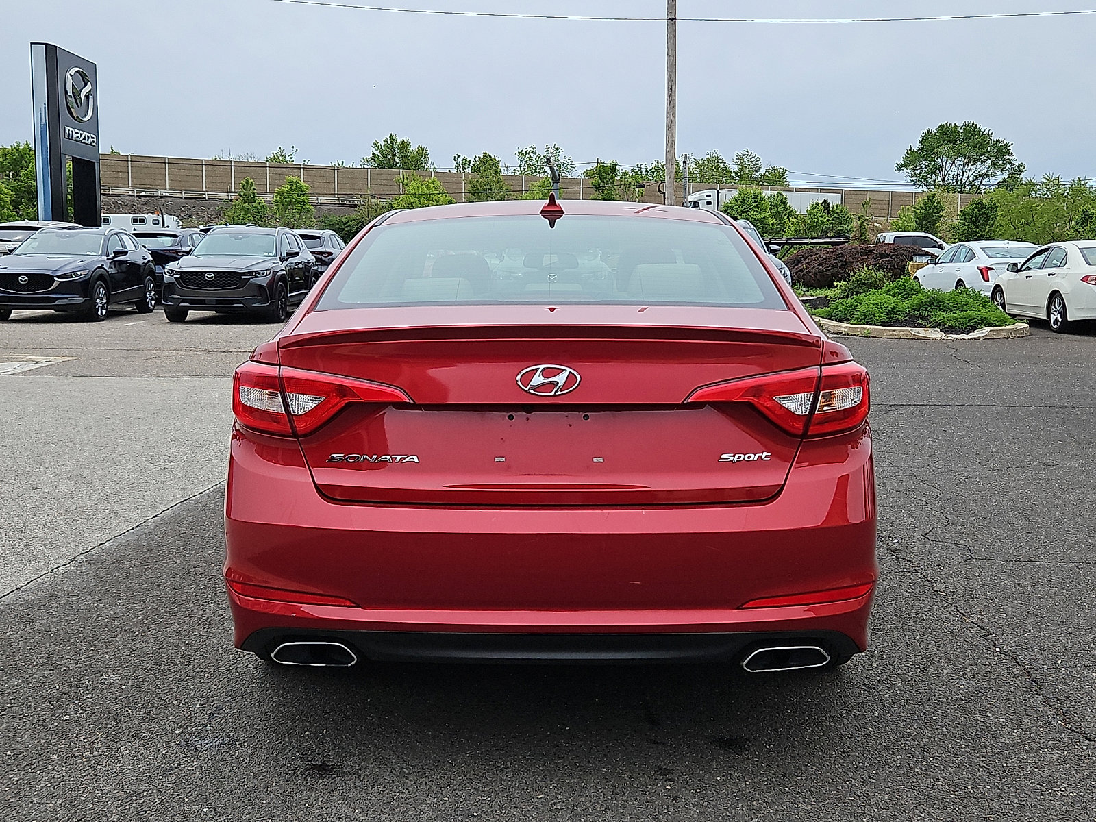 Used 2017 Hyundai Sonata Sport w/ Value Edition Package 02 FWD image 5