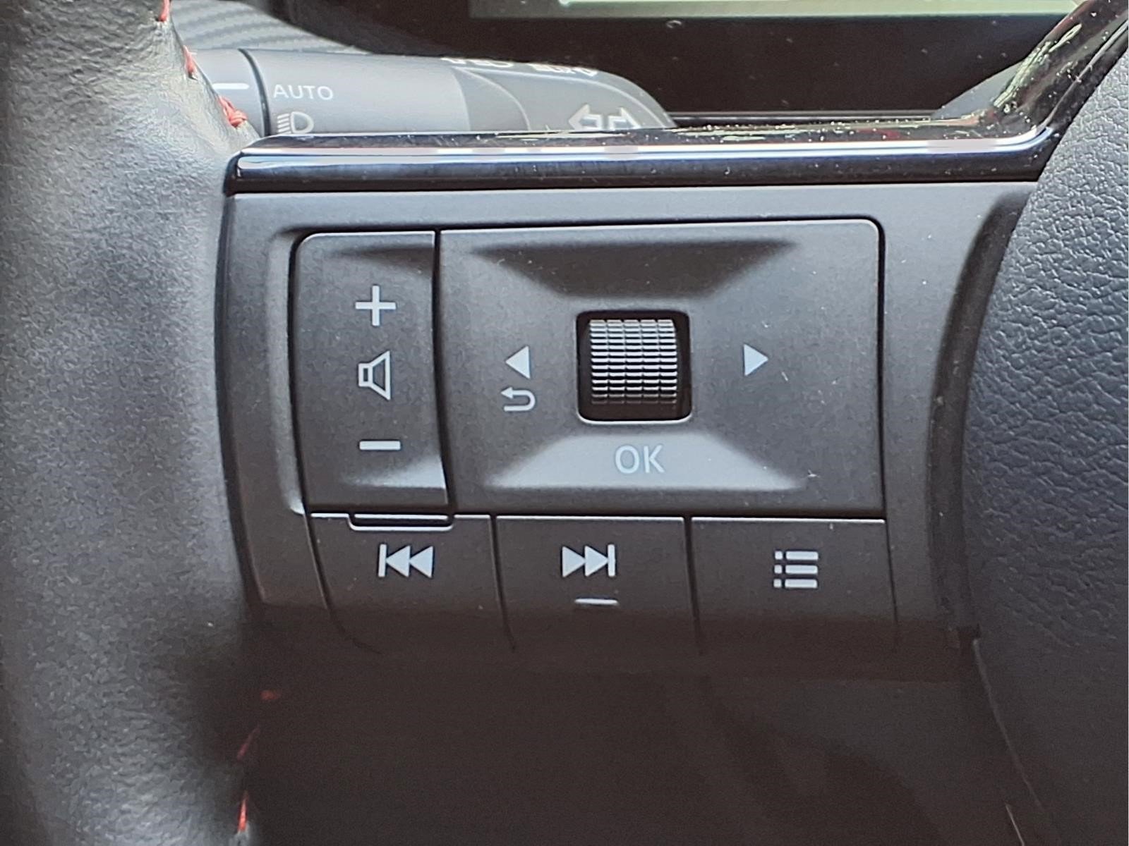 Certified 2025 Nissan Kicks SR w/ SR Premium Package image 23