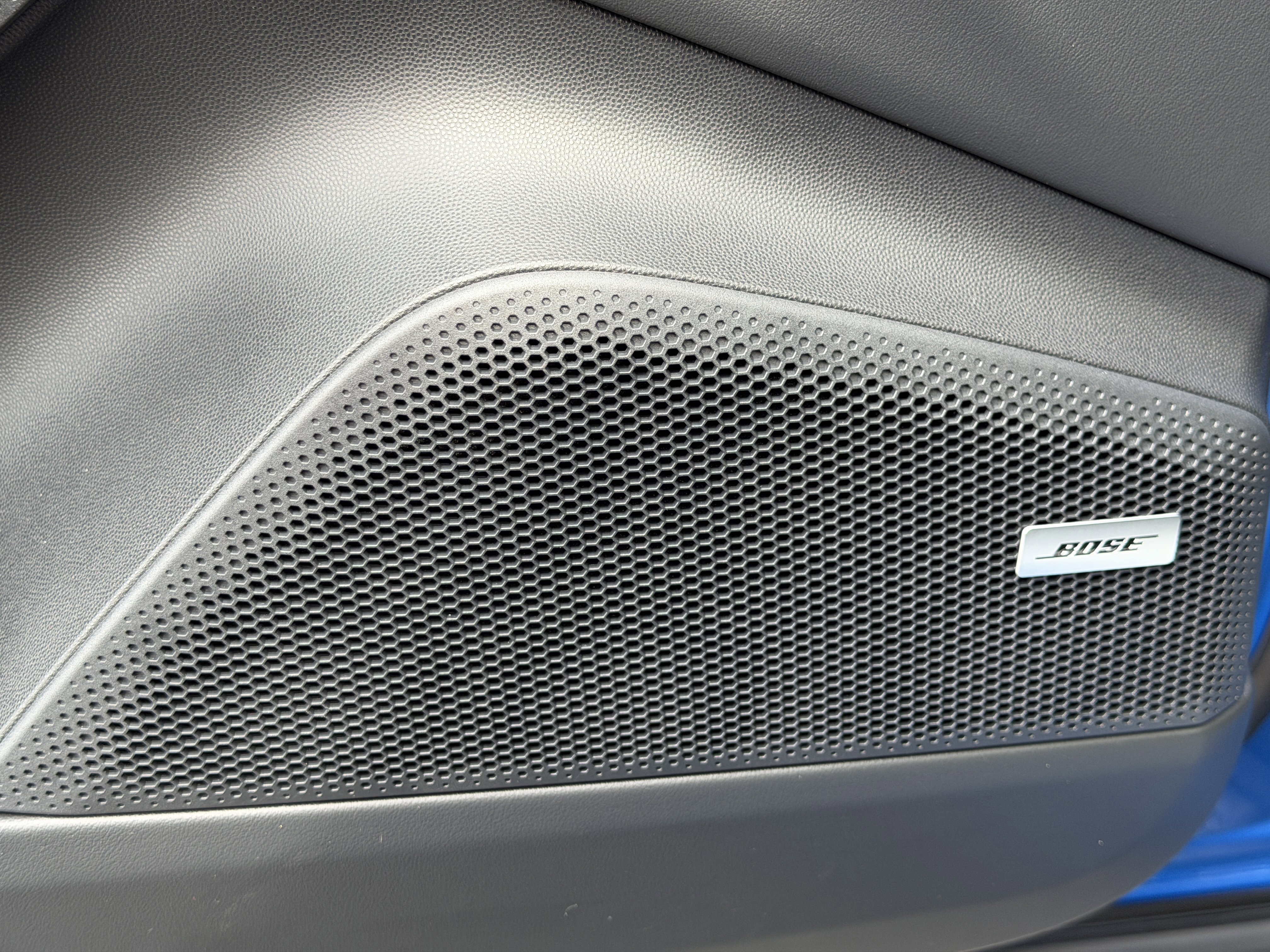 New 2026 Porsche Macan Electric image 25