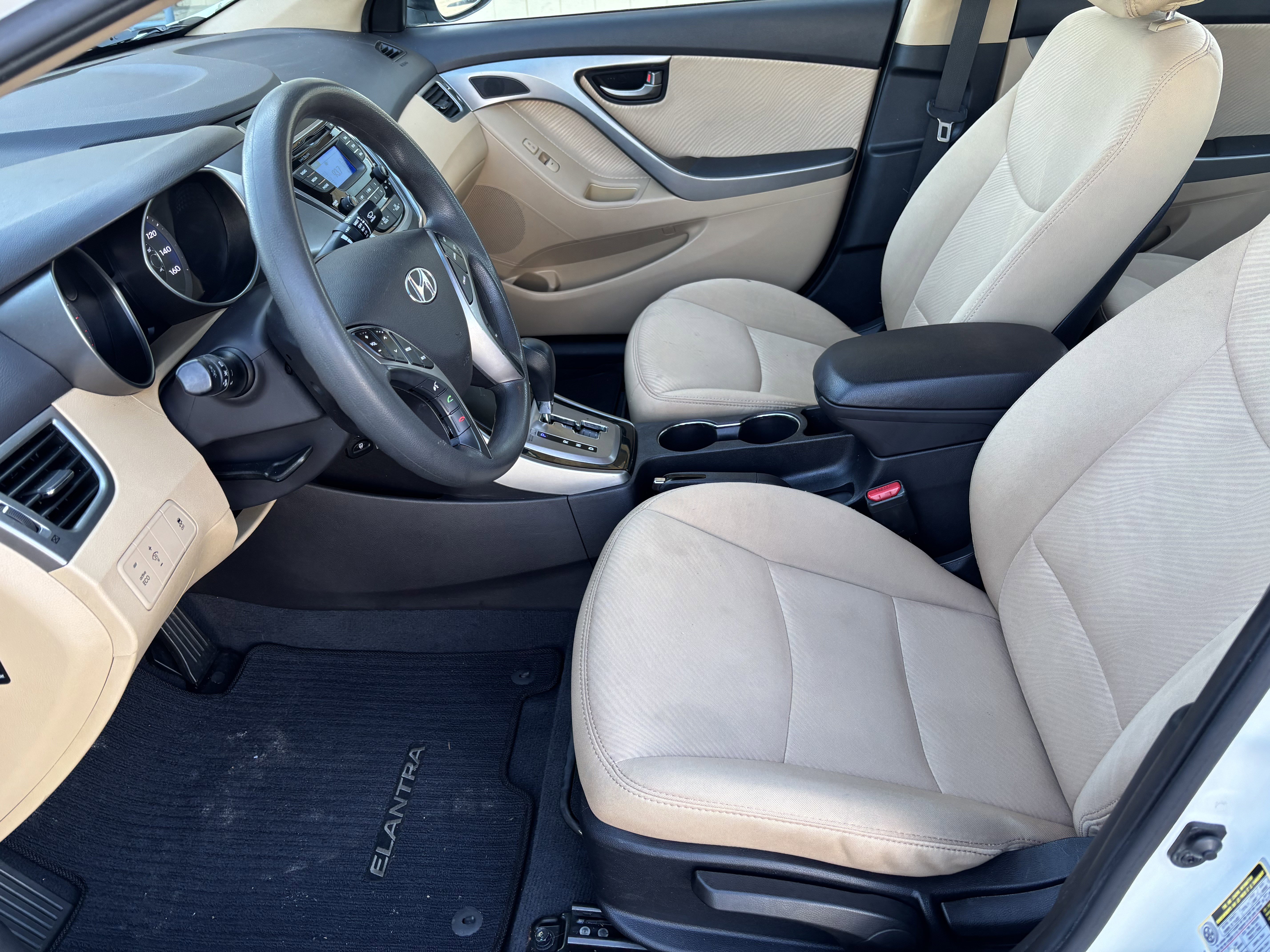 Used 2013 Hyundai Elantra GLS w/ Preferred Pkg FWD image 12