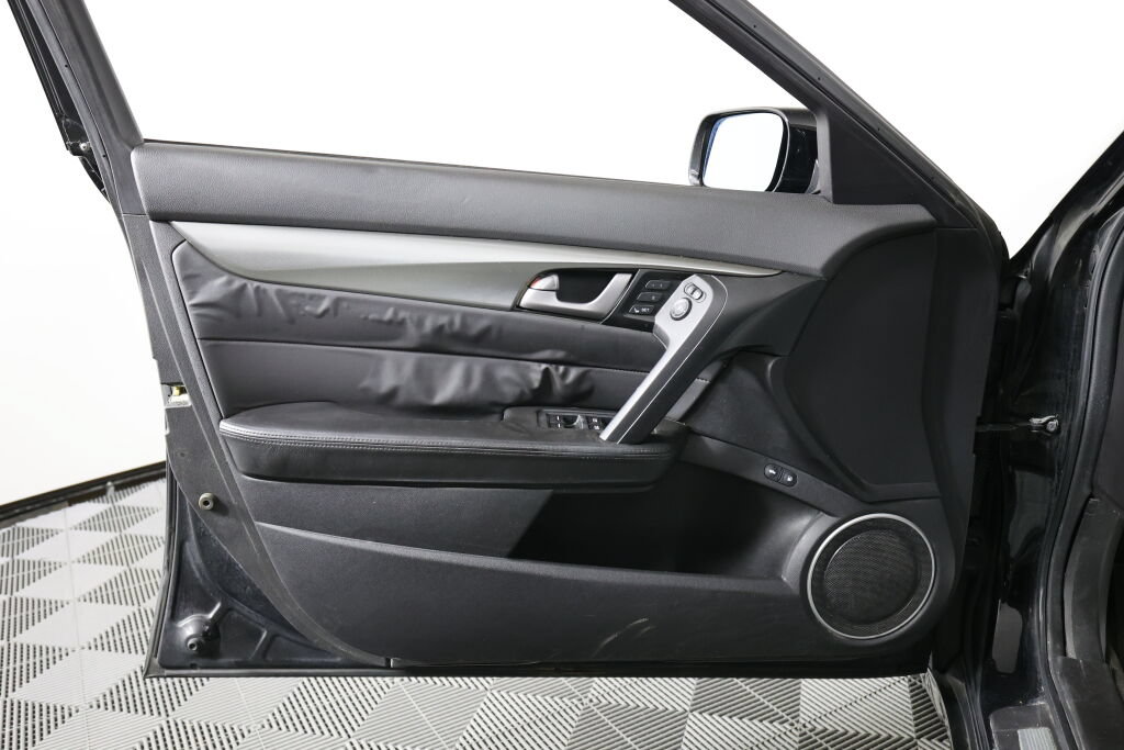 Used 2010 Acura TL w/ Technology Package FWD image 12