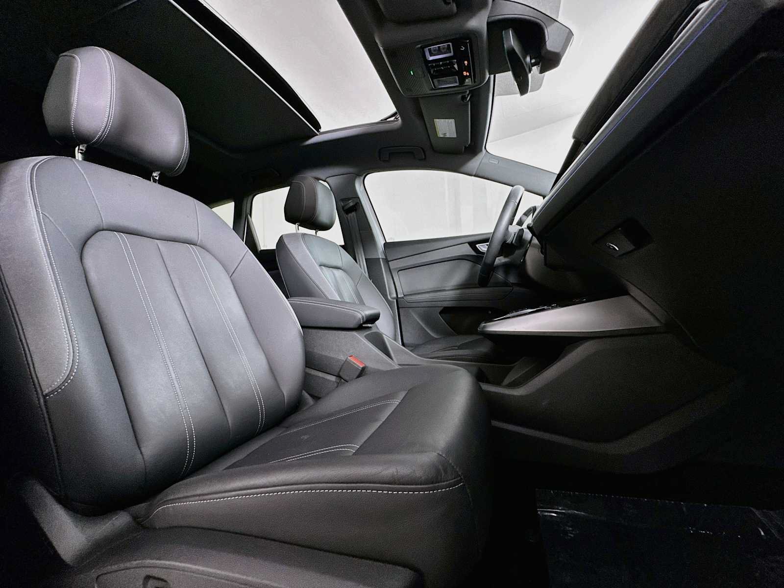 Certified 2023 Audi Q4 e-tron Premium Plus AWD/4WD image 26