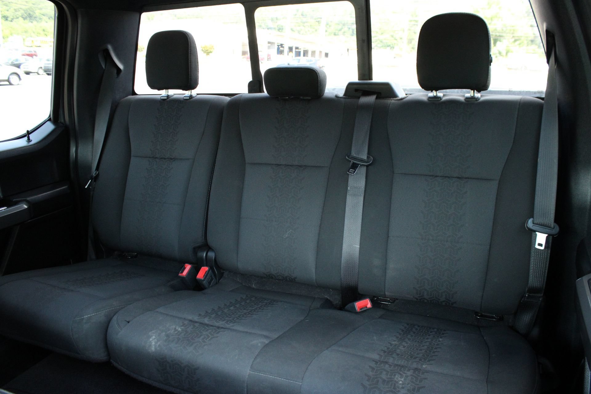 Used 2019 Ford F150 XLT w/ Equipment Group 302A Luxury AWD/4WD image 18