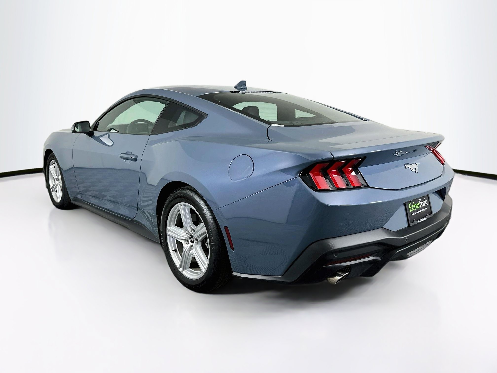 Used 2026 Ford Mustang Premium RWD image 5