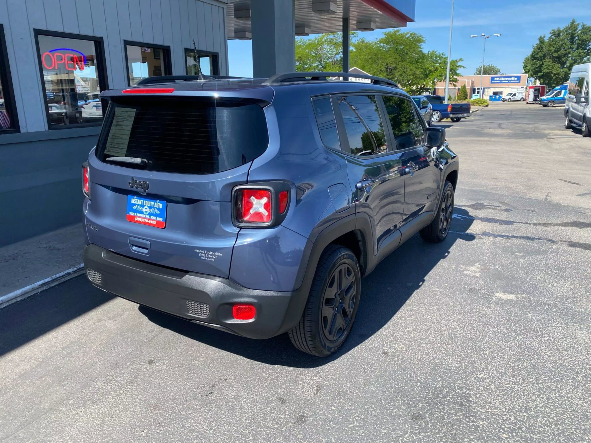 Used 2020 Jeep Renegade Sport image 28