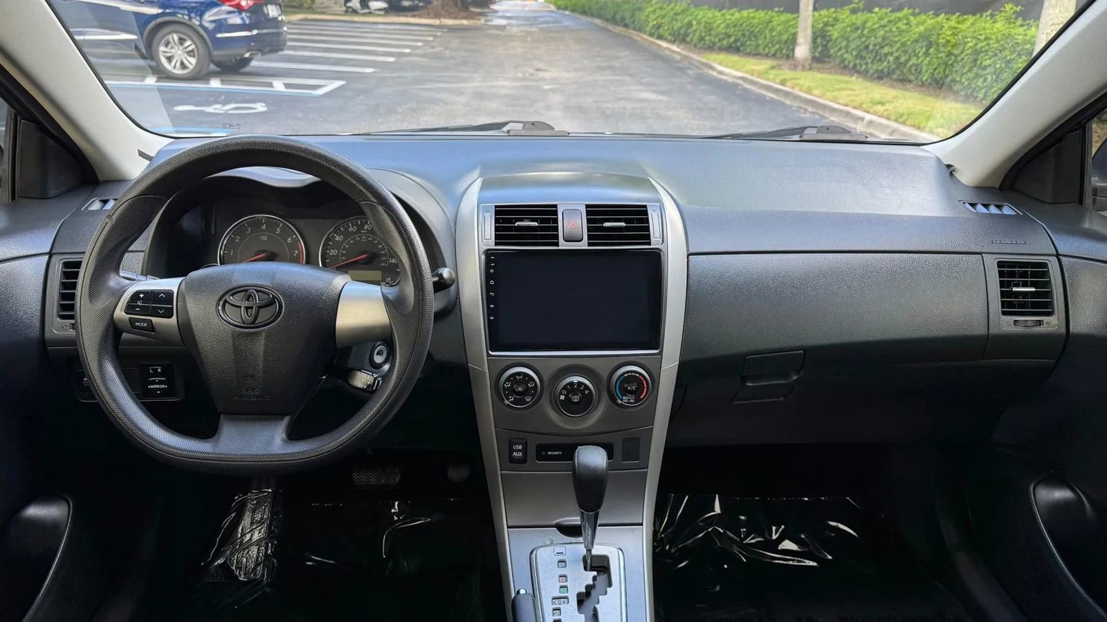 Used 2012 Toyota Corolla S image 7