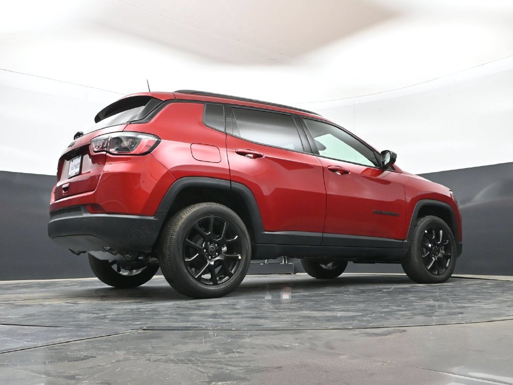 New 2026 Jeep Compass Latitude AWD/4WD image 44