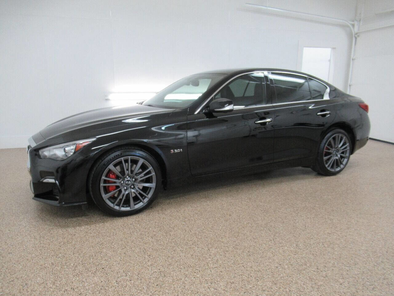 Used 2018 INFINITI Q50 Red Sport 400 image 1