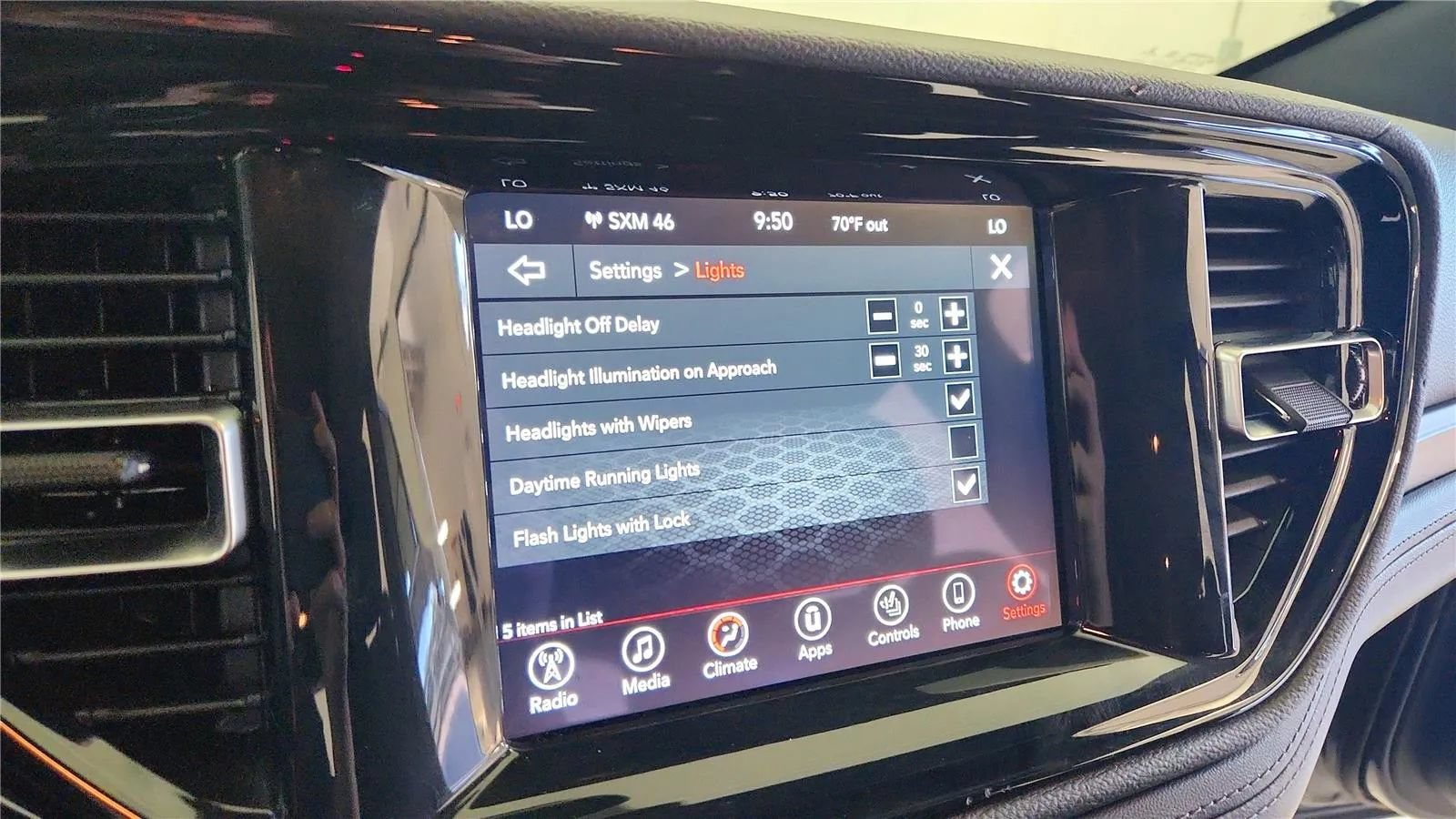 Used 2021 Dodge Durango SXT AWD/4WD image 27