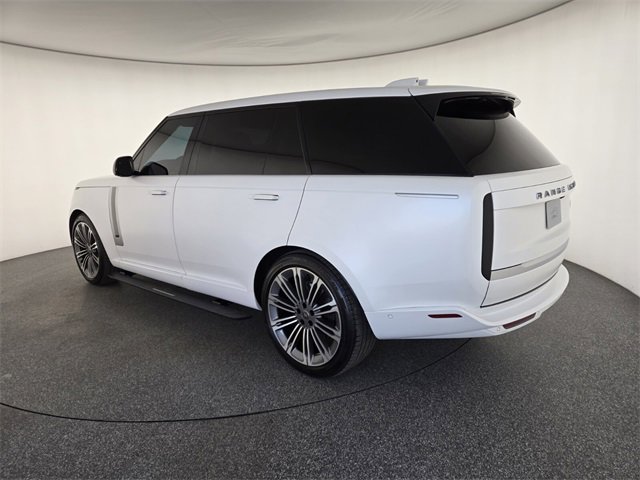 Certified 2024 Land Rover Range Rover SV image 16