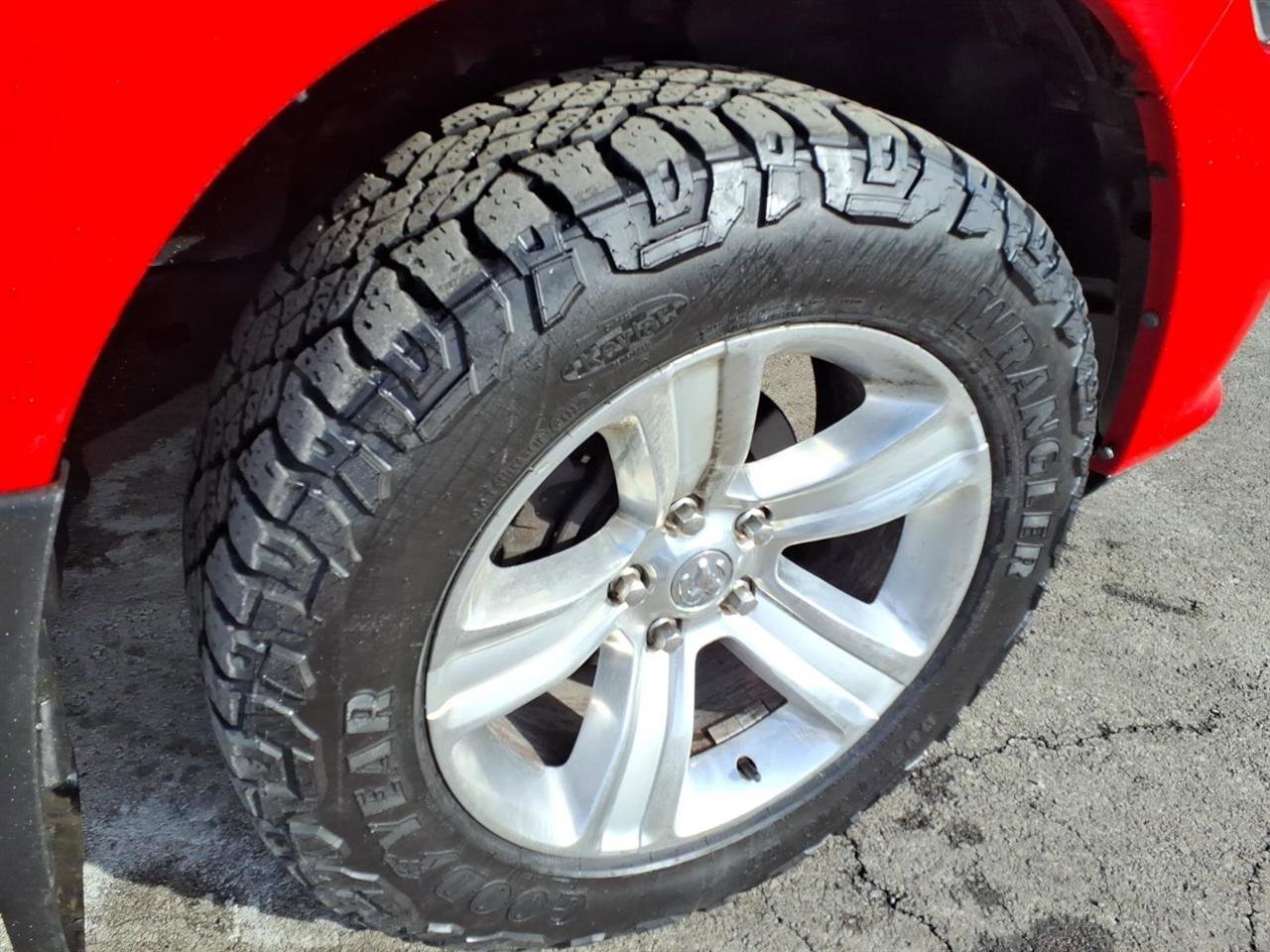 Used 2016 RAM 1500 Sport w/ Torred Sport Package image 12