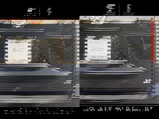 Certified 2025 Cadillac Escalade ESV Sport Platinum w/ LPO, Floor Liner Package image 7