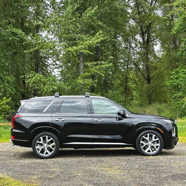 Used 2021 Hyundai Palisade Limited w/ Cargo Package AWD/4WD image 2