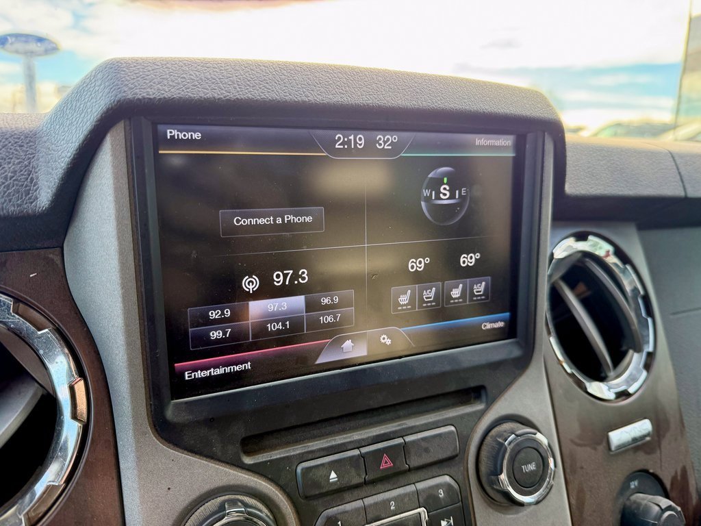 Used 2013 Ford F350 Lariat w/ Lariat Interior Pkg image 20