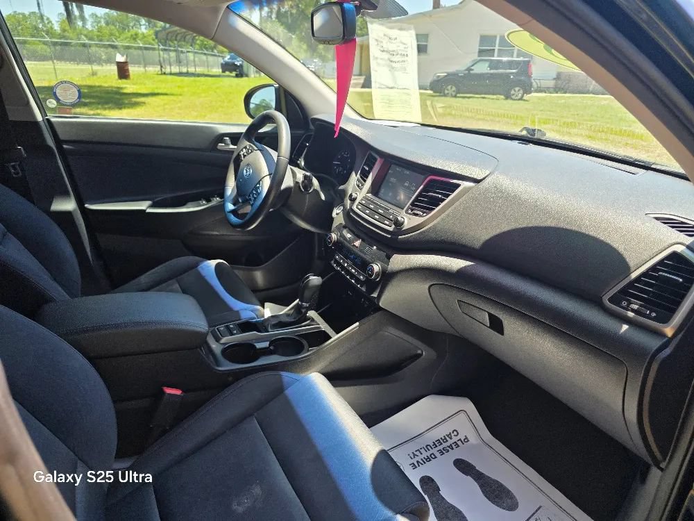 Used 2018 Hyundai Tucson Value FWD image 19