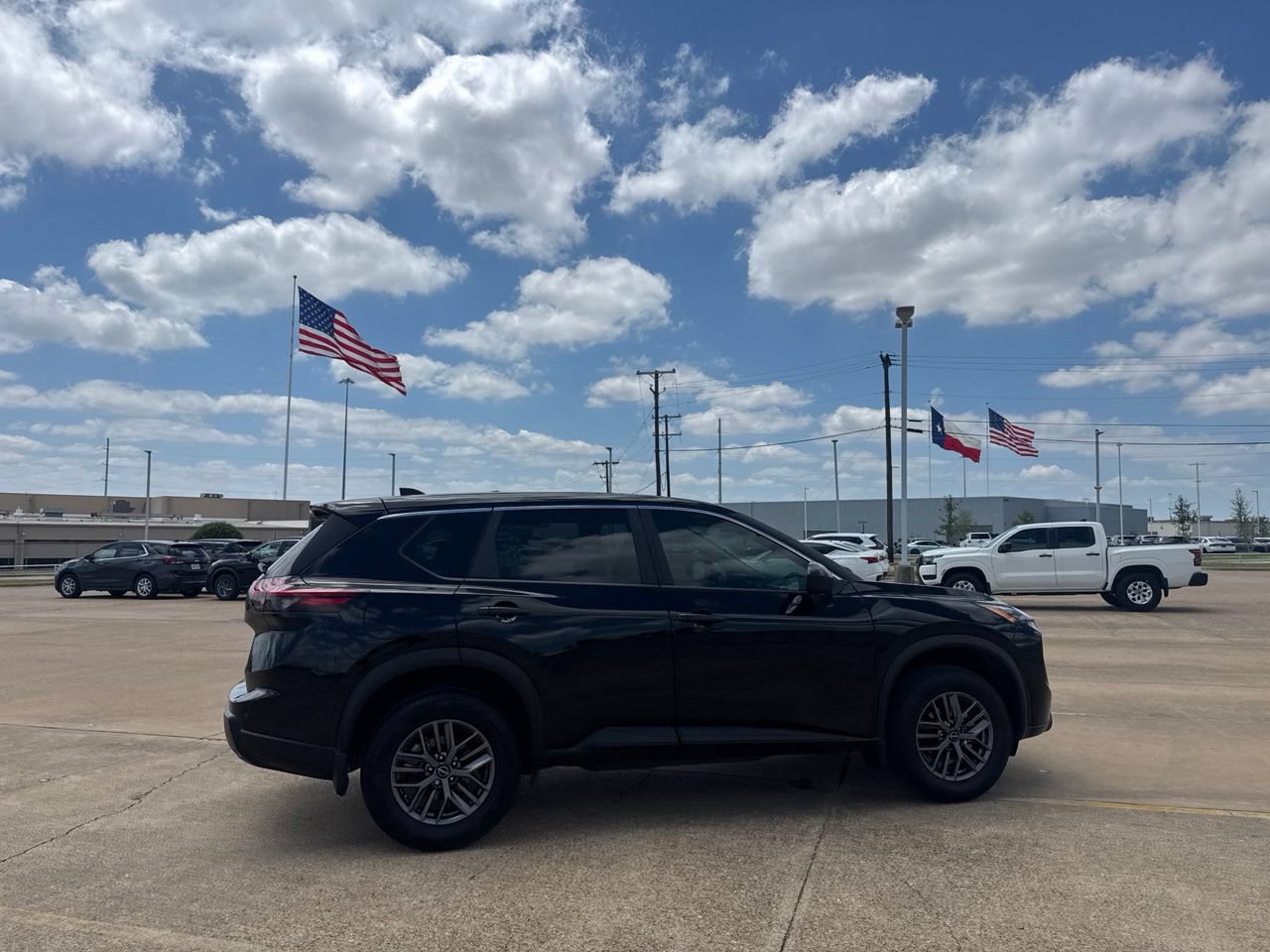 Certified 2026 Nissan Rogue S FWD image 25