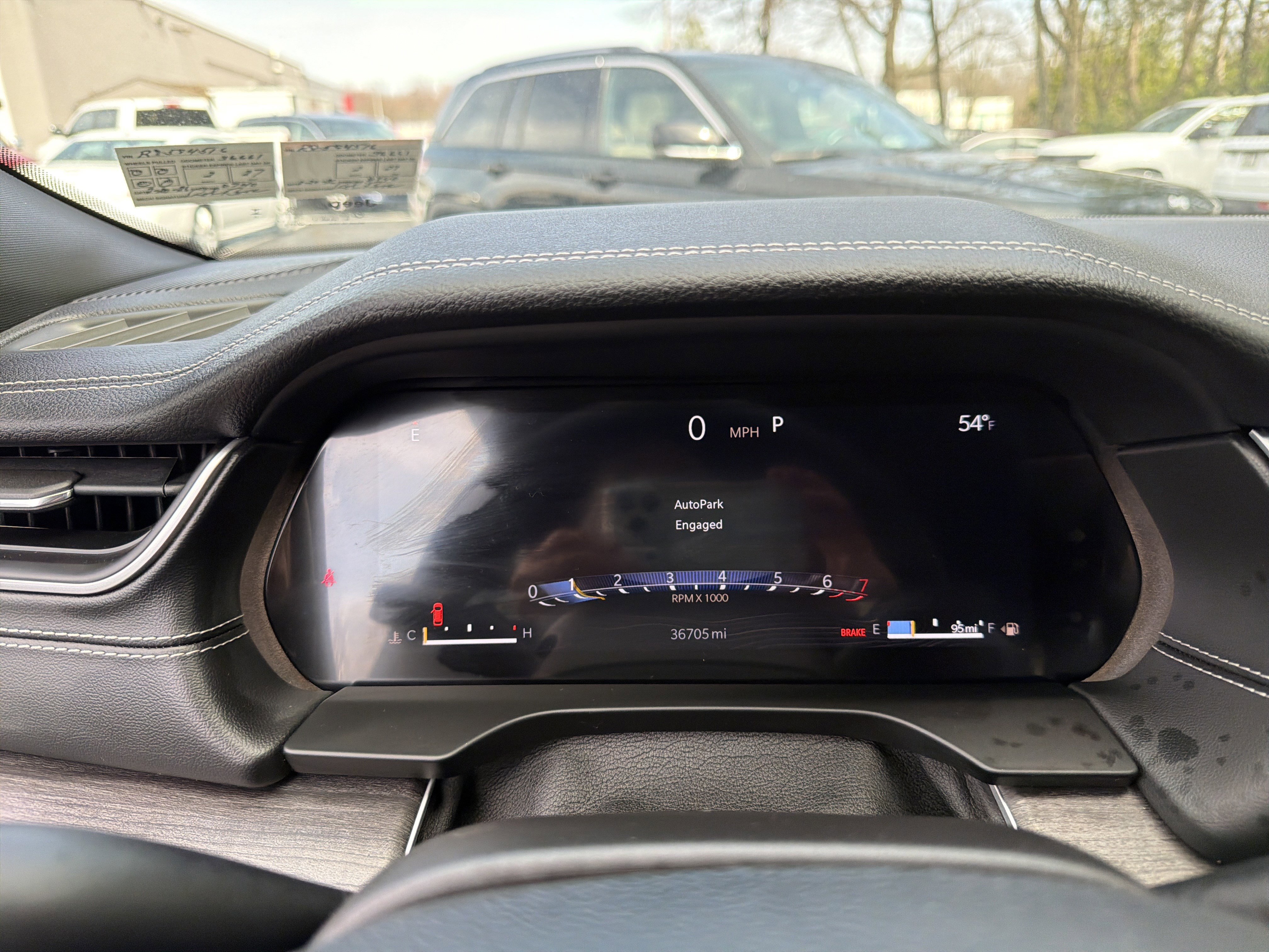 Certified 2024 Jeep Grand Cherokee L Limited w/ Luxury Tech Group II image 34