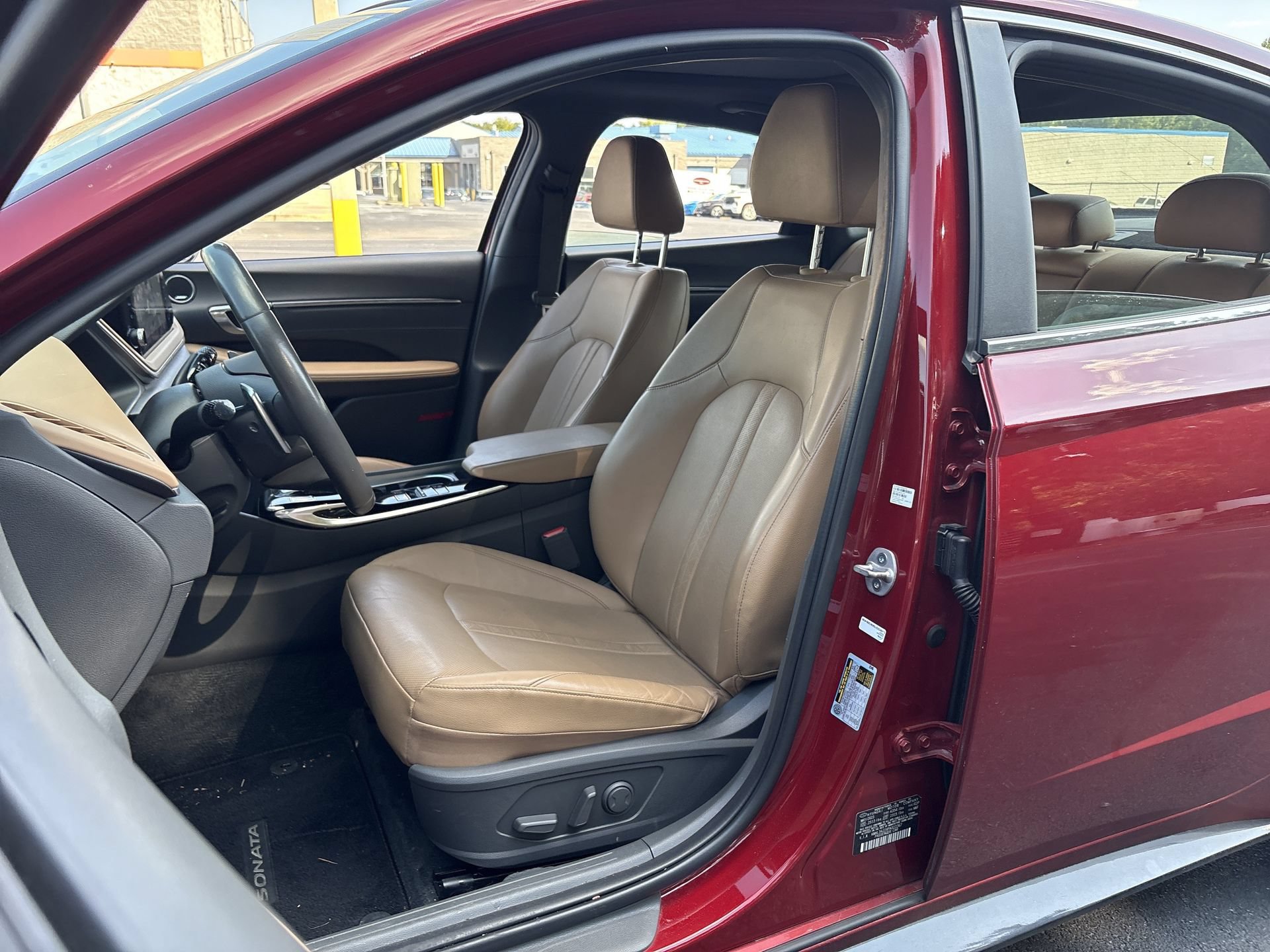Used 2023 Hyundai Sonata Limited FWD image 13