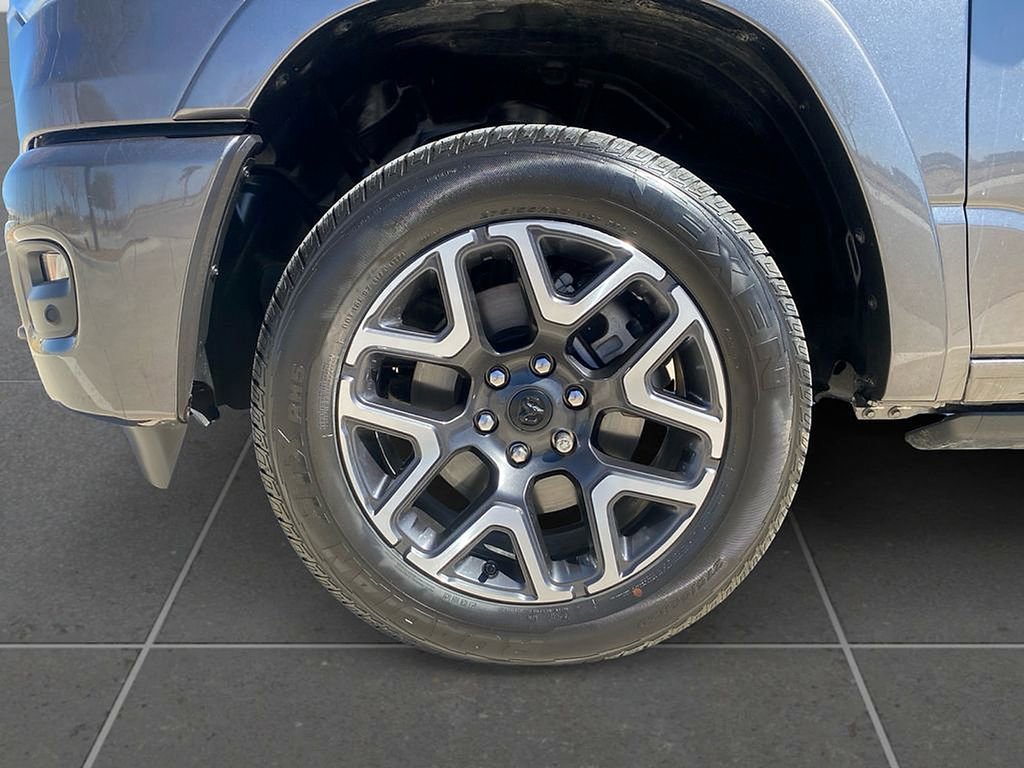 Used 2026 RAM 1500 Laramie AWD/4WD image 10