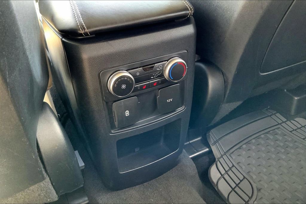 Used 2020 Ford Explorer XLT w/ Equipment Group 202A image 33