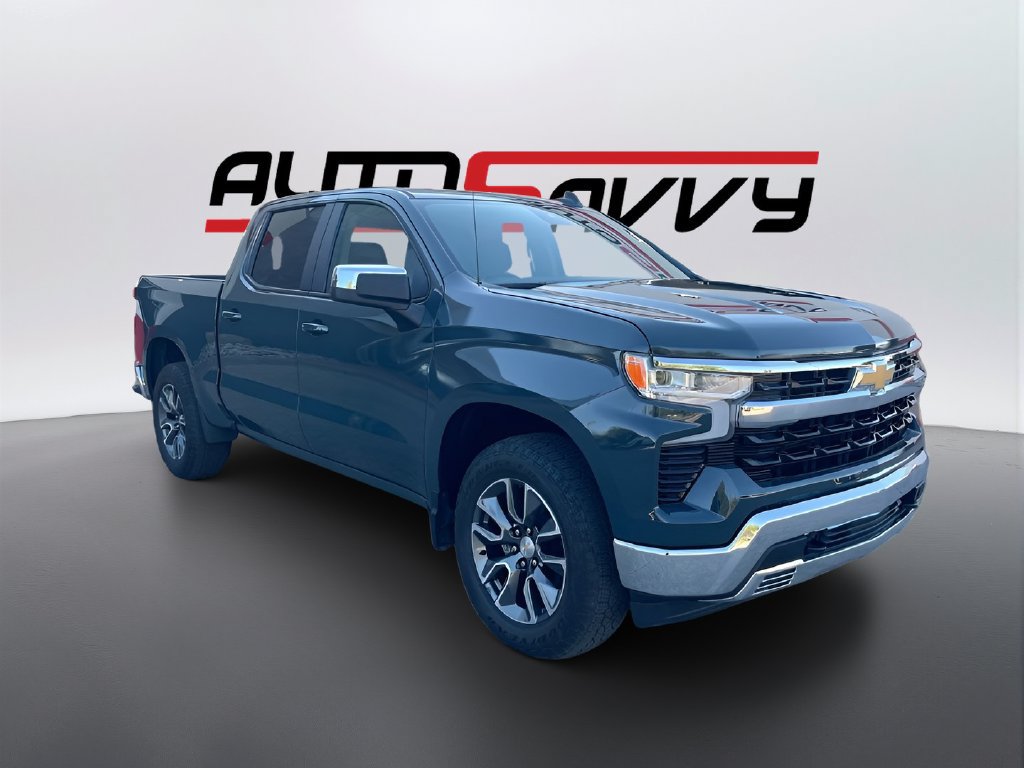 Used 2025 Chevrolet Silverado 1500 LT AWD/4WD image 1
