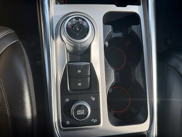 Used 2022 Ford Explorer Platinum w/ Equipment Group 601A AWD/4WD image 12